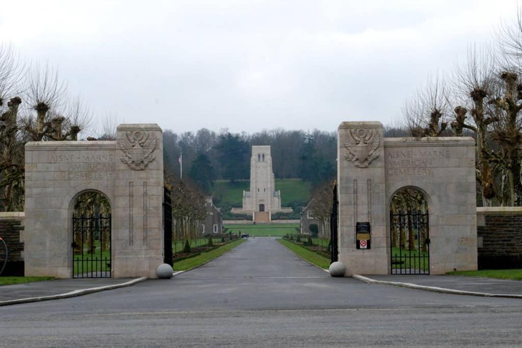 F2 Proche Gare Et Toute Commodite Chateau-Thierry Bagian luar foto
