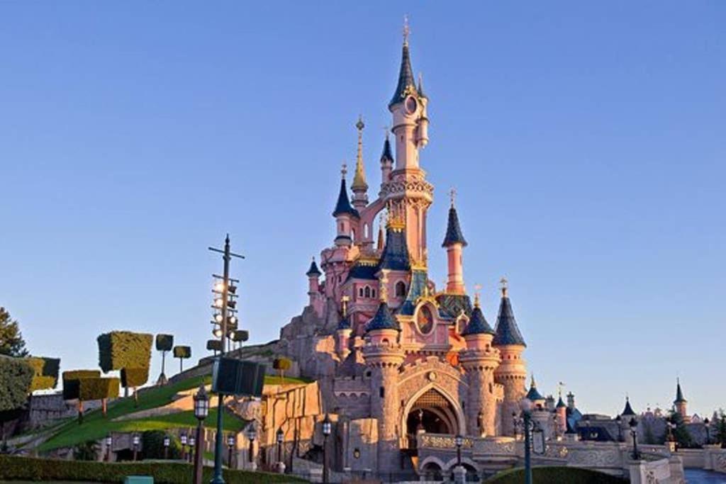 F2 Proche Gare Et Toute Commodite Chateau-Thierry Bagian luar foto